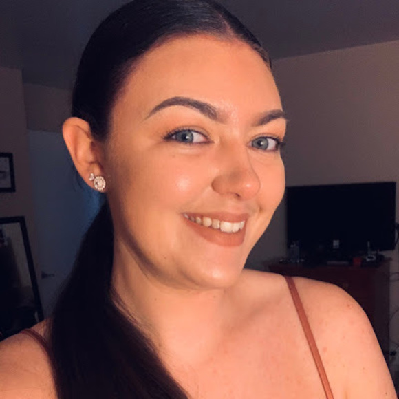 Meet your Posher, Savannah - Picture 1 of 1